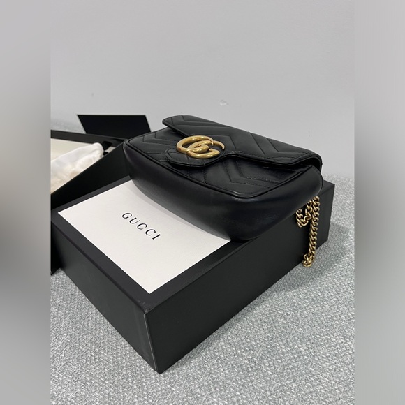 SOLD｜GG Marmont Supermini shoulder bag - Picture 4 of 12